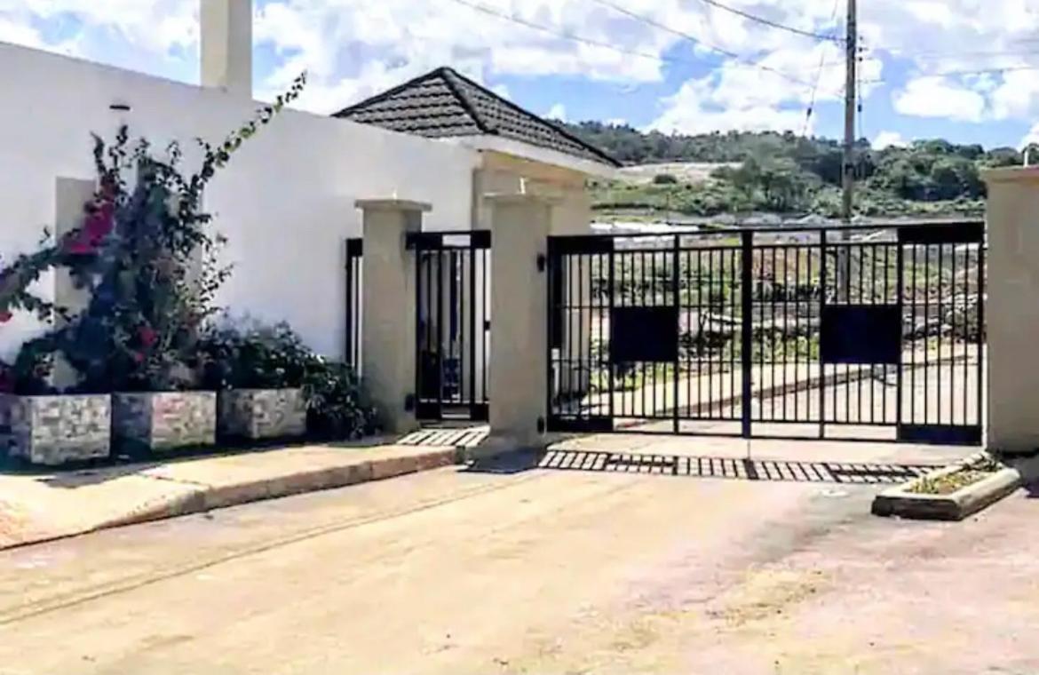 Wynters'Escape-Gated 1 Or 2 Bedroom W Puertosecobeach Access Discovery Bay Eksteriør billede